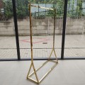 Stojak metalowy złoty Z4 180cm a.jpg