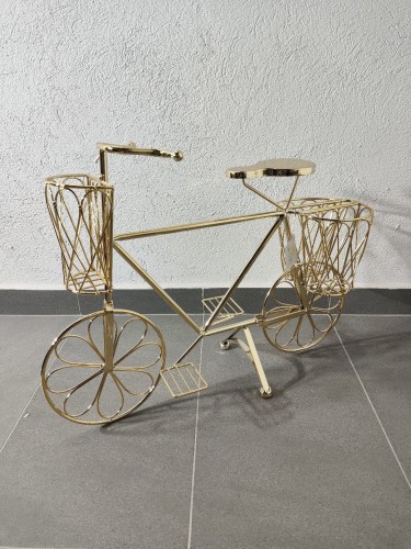 Złoty rower dekoracyjny.jpg
