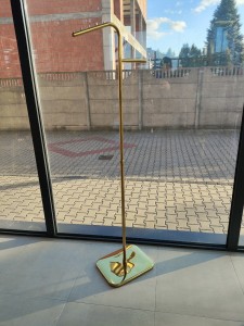 Gold two-arm inclined stand T2